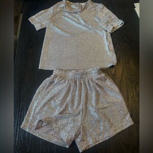 Monteau shimmering top and shorts set